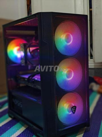 PC Gamer - AMD Ryzen 5 / Radeon RX 6600