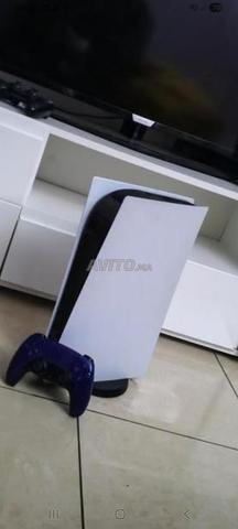 PS5 AVEC 1 MANETTE