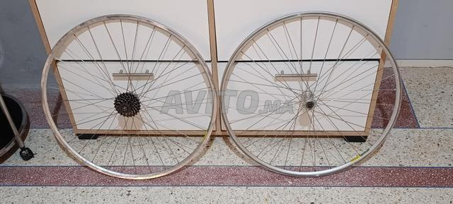 Roues vélo de route cassette v7 qui les veut bienvenue