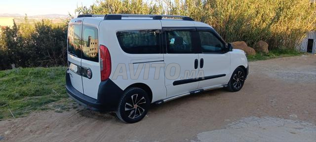 Fiat Doblo propre prête à travailler - 2