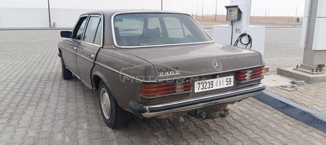 Mercedes Benz 240