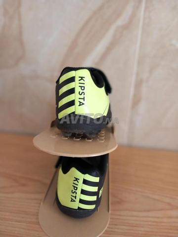 Chaussures Kipsta enfant bon état - 2