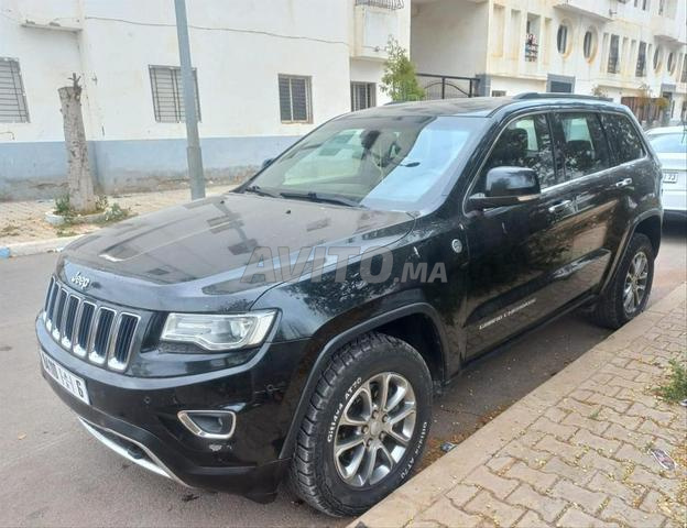 Jeep Grand Cherokee Overland - 2