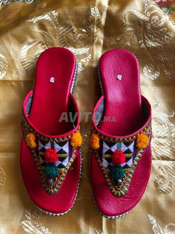 Chaussures traditionnelles pour femmes, design élégant et confort parfait 🌸