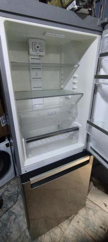 ثلاجة Whirlpool - 2