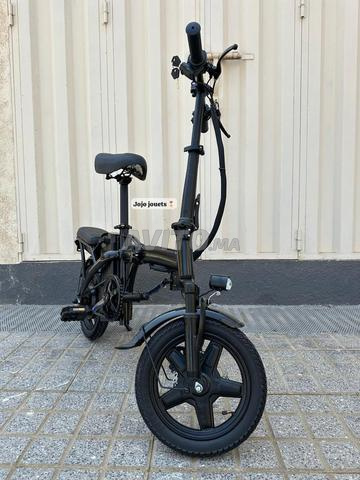 Vélo électrique pliable