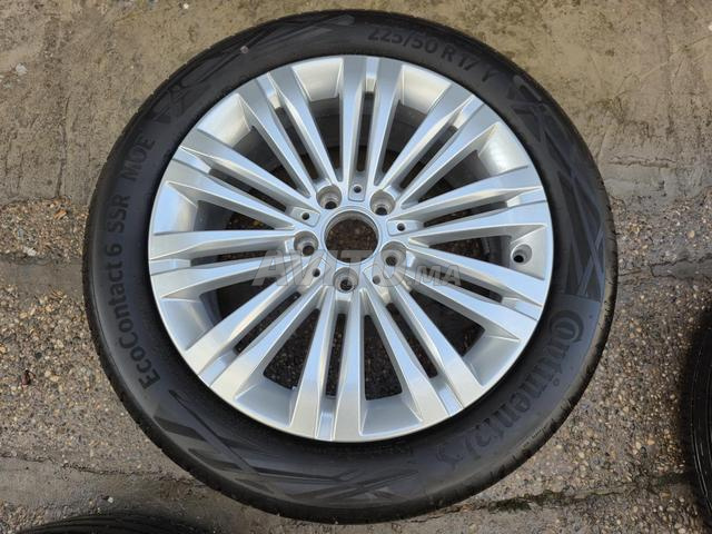 Vente de 4 jantes/pneus d'origine mercedes C w206 - 2