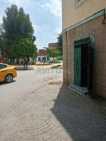 محليان تجاريان للبيع - 2