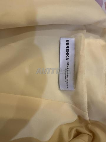 Blazer Jaune clair Bershka taille M-L - 2