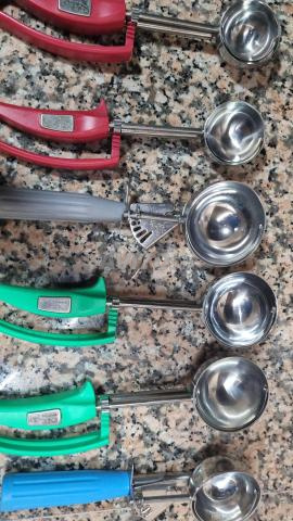 ملعقة آيس كريم ستانلس ستيل 18/10 - 2