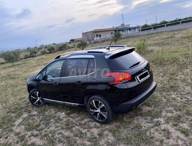 Peugeot 2008 1,6l Ehdi 115cv FELINE - 2