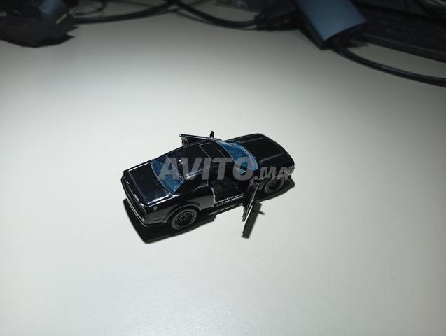 Voiture miniature - 2