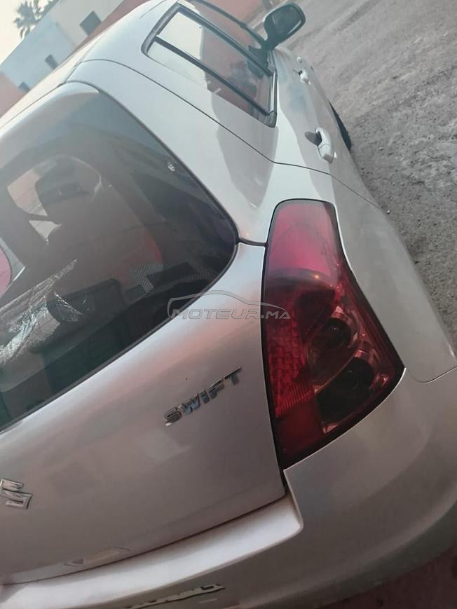 une voiture Suzuki  sweft a vendre