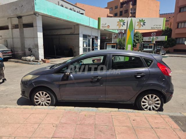 Ford Fiesta essence modèle 2014
