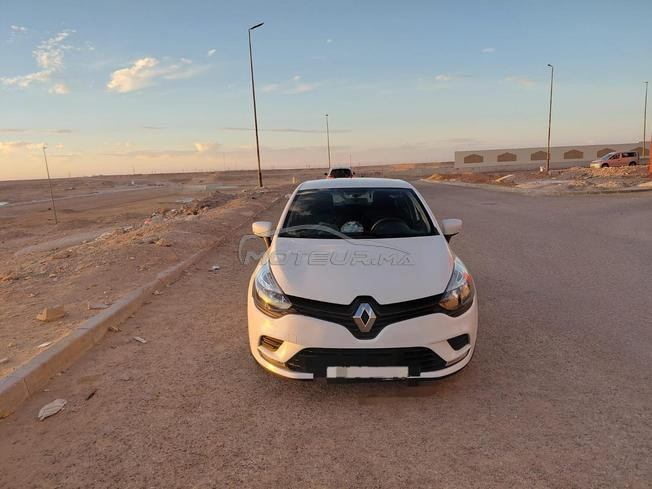 clio 4 (2019) 