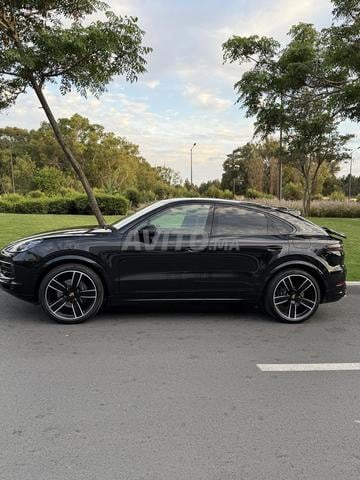 Porsche Cayenne Coupé E-Hybrid full options