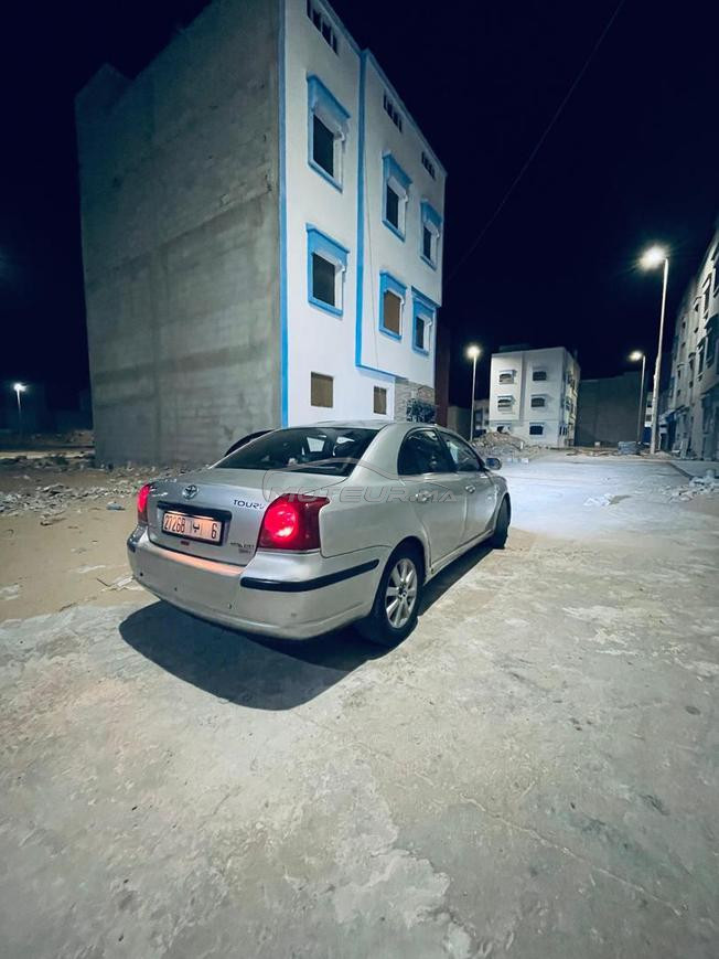 TOYOTA AVENSIS 2006 D4D 