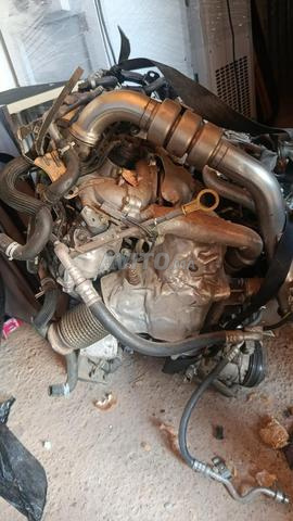 Moteur Nissan Navara 2.3 dci très propre - 2