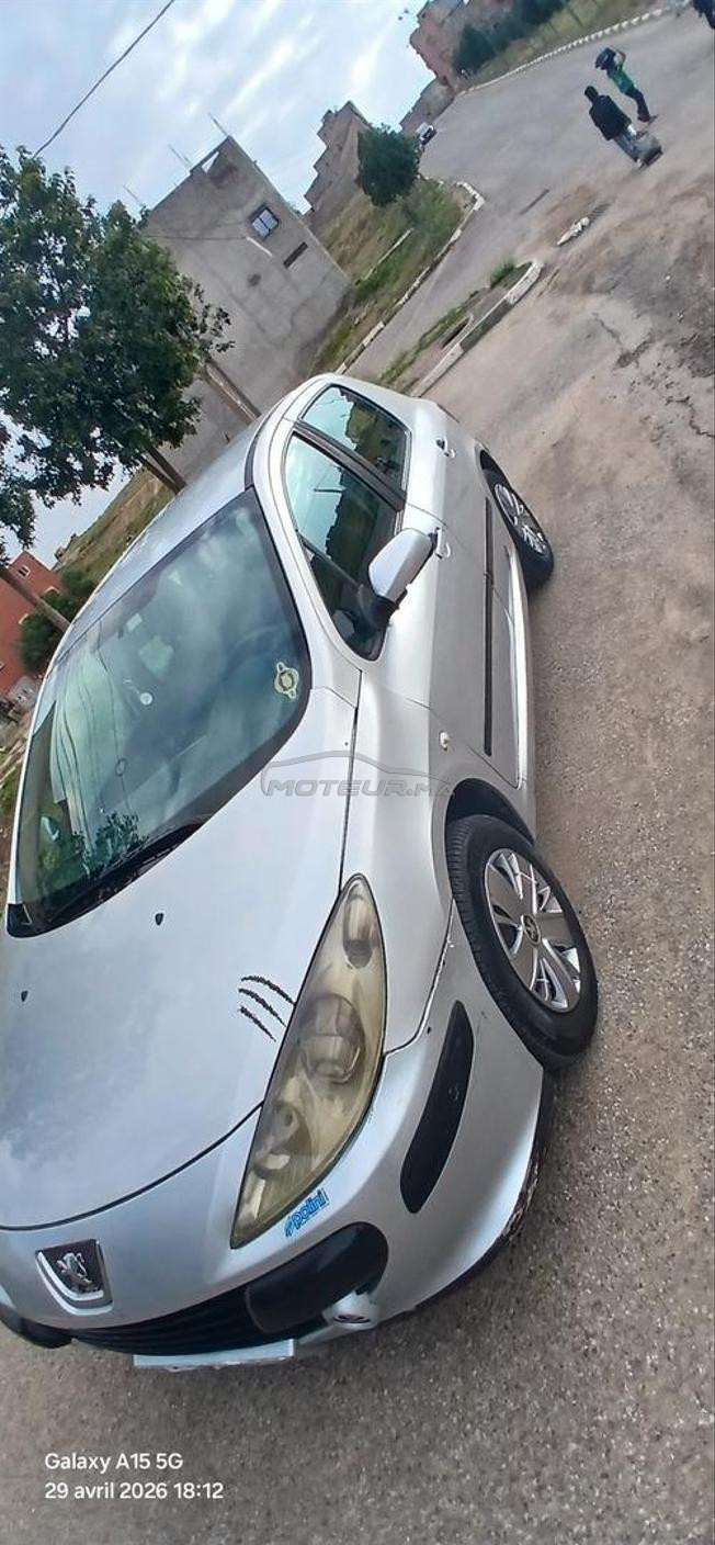 peujout 307 hdi 1.6 klima khdama kolchi khda