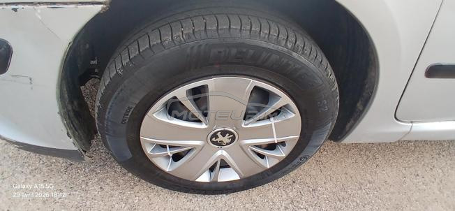 peujout 307 hdi 1.6 klima khdama kolchi khda
