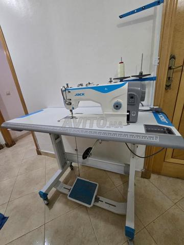 Machine à coudre JACK d’occasion - 2