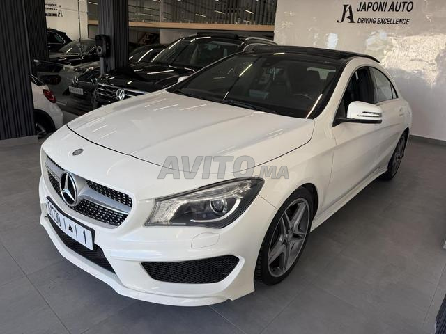 مرسيدس CLA حزمة AMG سقف بانورامي