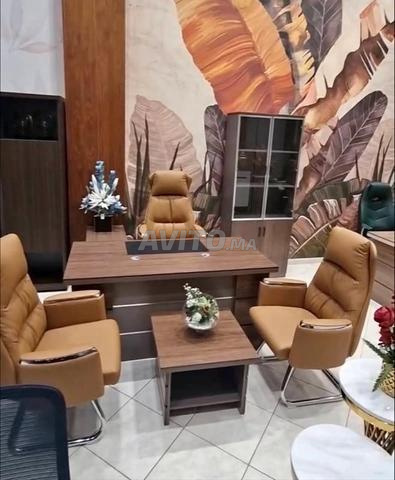 Bureaux importés – Travaillez avec style 📞 Disponible – contactez-nous