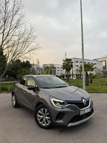 RENAULT CAPTUR Essence Automatique 2022 à Larache
