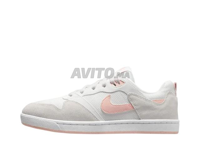 Chaussures originales propres, neuves, taille 42.5, 27.5cm
