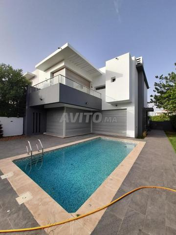 Villa à louer 658 m² à Ville Verte Casablanca