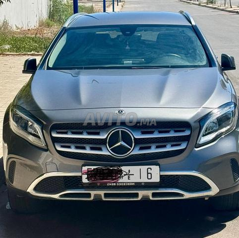 مرسيدس GLA 220