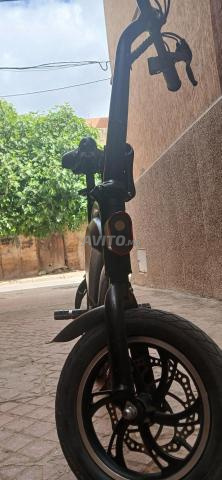 Trotinette électrique. Reste propre - 2
