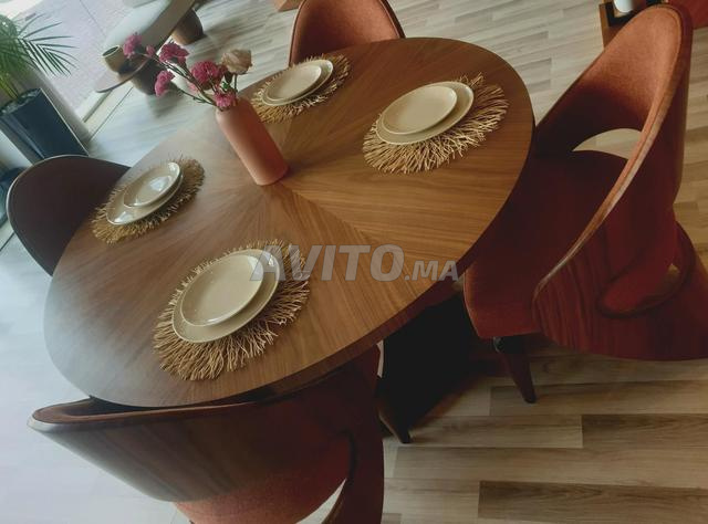 Table à manger en bois - 2