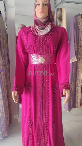 Vêtements traditionnels à vendre