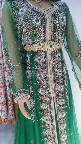 Vêtements traditionnels à vendre - 2