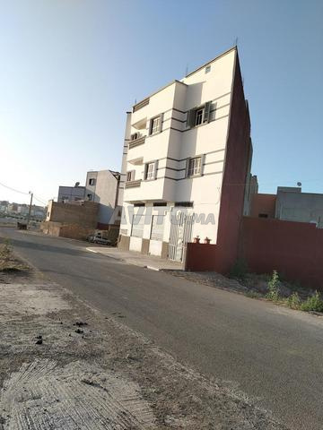 بقعة تجارية بواجهتين محفظة ومسجلة للبيع - 2