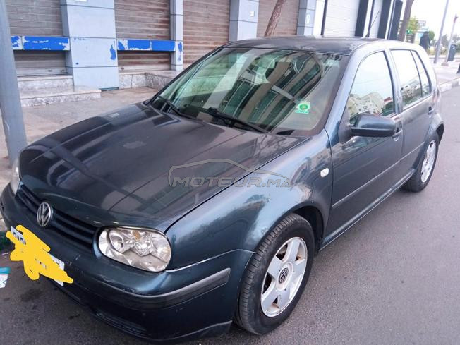 vente d’une voiture golf 4 en très bonne état 