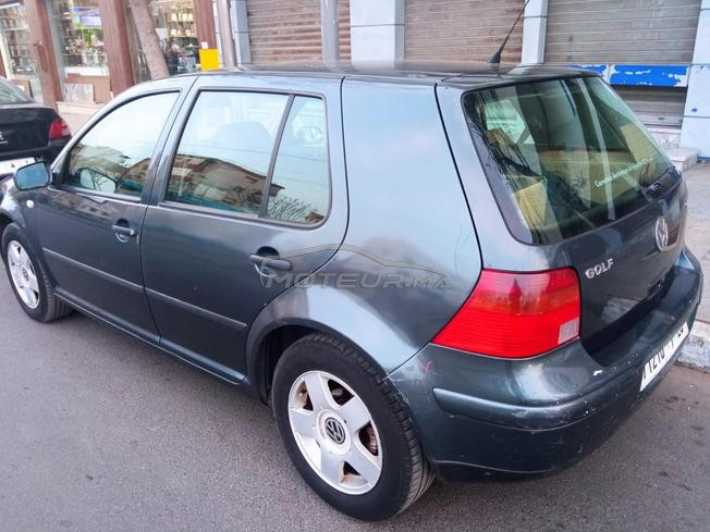 vente d’une voiture golf 4 en très bonne état 