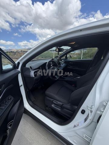 Toyota C-HR modèle décembre 2020 - 2