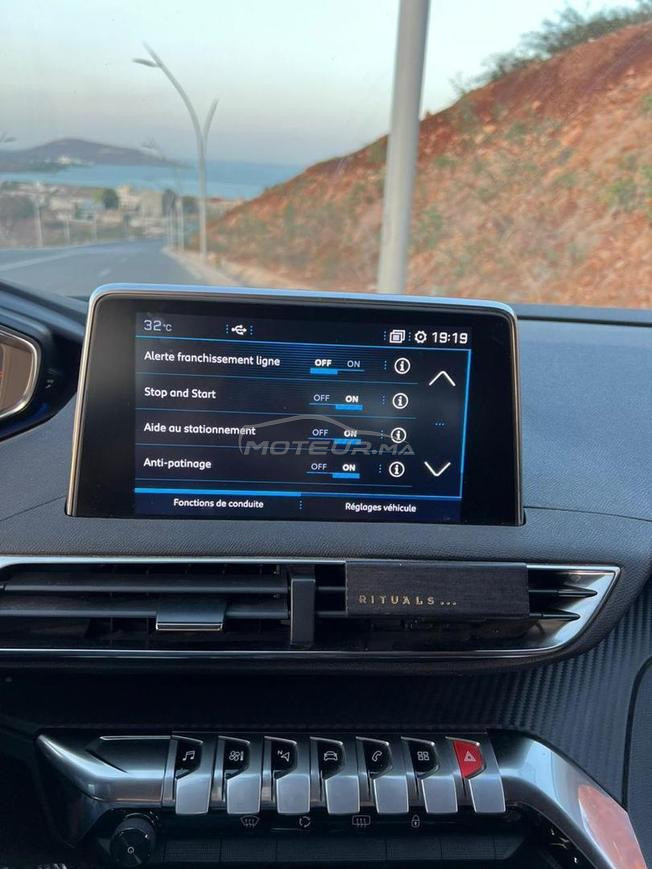🚗 À vendre Peugeot 3008 – Modèle 2020