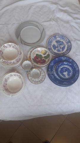 للبيع لوط انتيك أوروبي 21 قطعة wedgwood