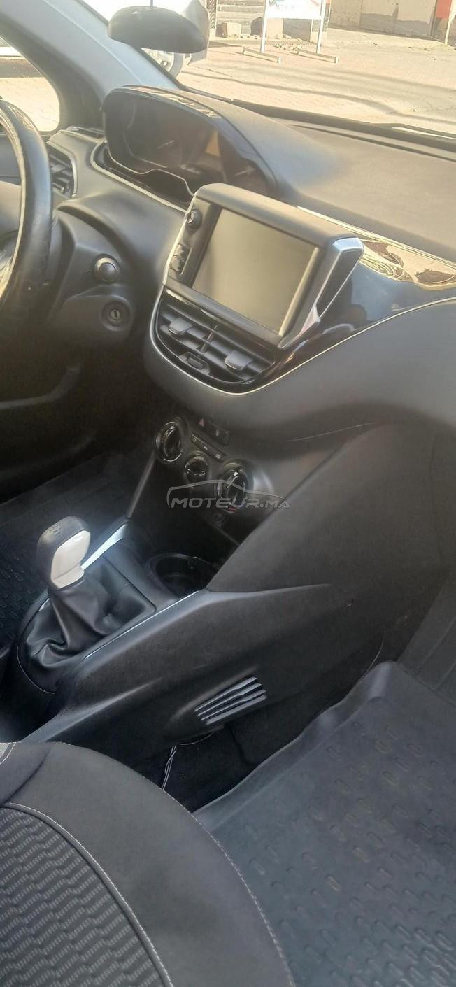 Peugeot 208 tout option jamis akcidonti 