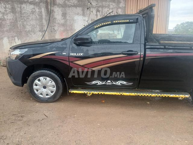 Toyota Hilux Diesel Manuelle 2021 à Azilal - 2