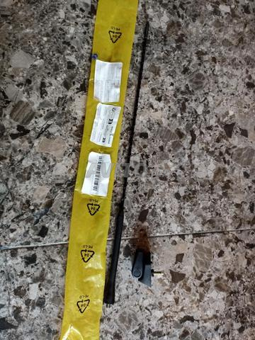 Antenne radio voiture (Base antenne et antenne) - 2