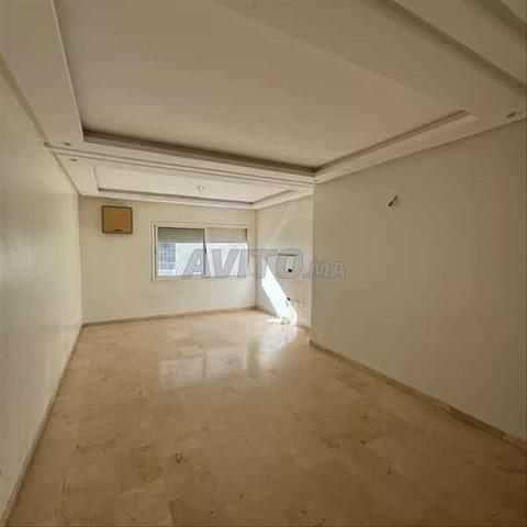 184529-Appt à louer à 8000DH à Racine - 2