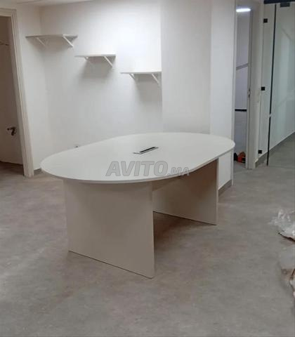 طاولة اجتماعات للشركات طاولة اجتماعات بتصميم مميز - 2