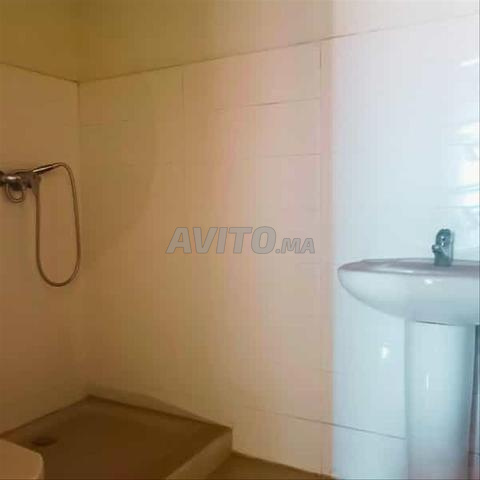 182360-Vente Appt à Casablanca Moulay Rachid de 64 - 2