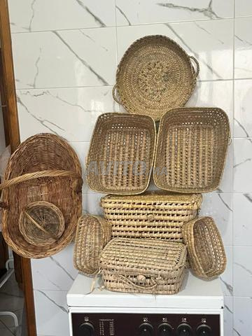 Lot de paniers en osier et jonc de mer