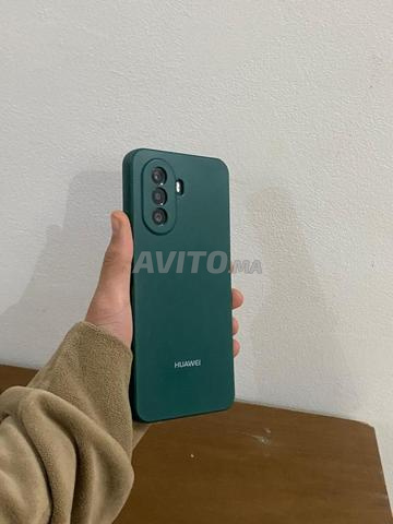 Huawei Nova Y70