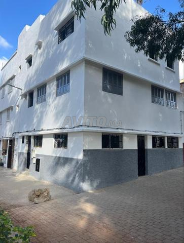 Appartement à louer 70 m² à Rabat - 2